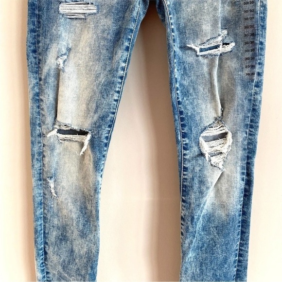 AMERICAN Eagle X Young Money Stacked Skinny Jeans Acid Wash Distressed 30X30 NEW - Picture 5 of 9